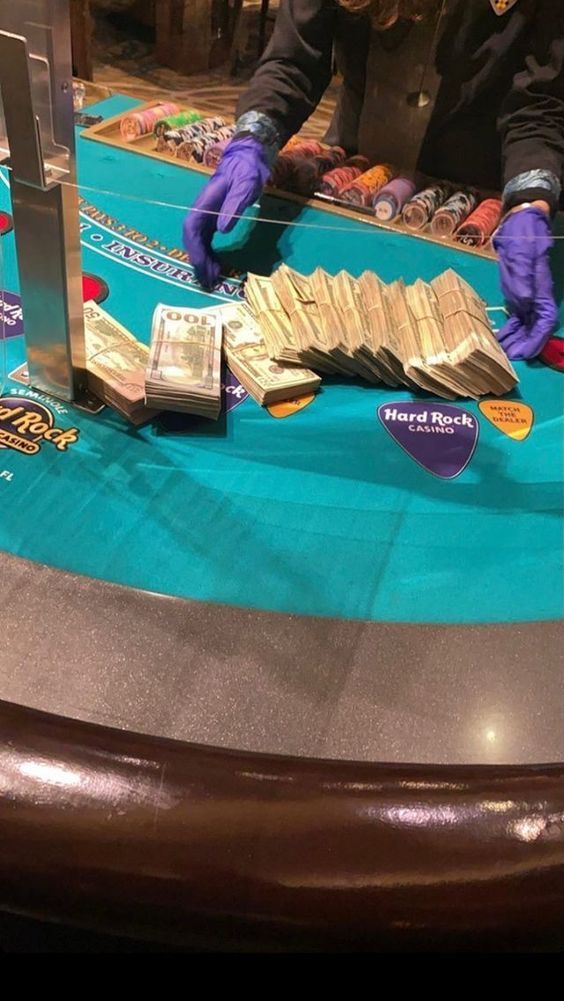 پاکستان کے Glacier Peaks Casino کھلاڑیوں کے لیےجیک پاٹ گیم